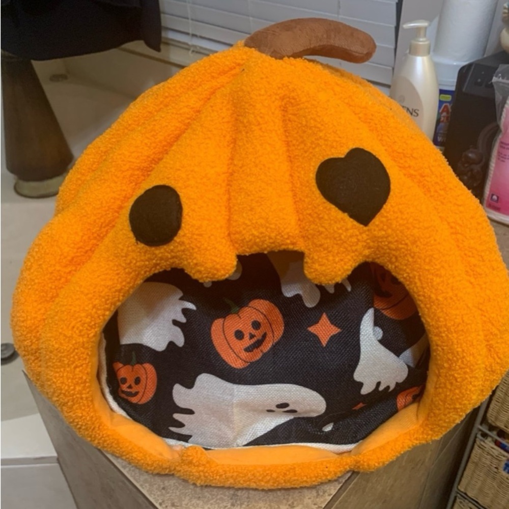 Cozy Halloween Pumpkin Pet Bed Plush, Thickened Warmth For Cats & Small Dogs